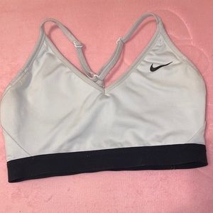 sport bra
